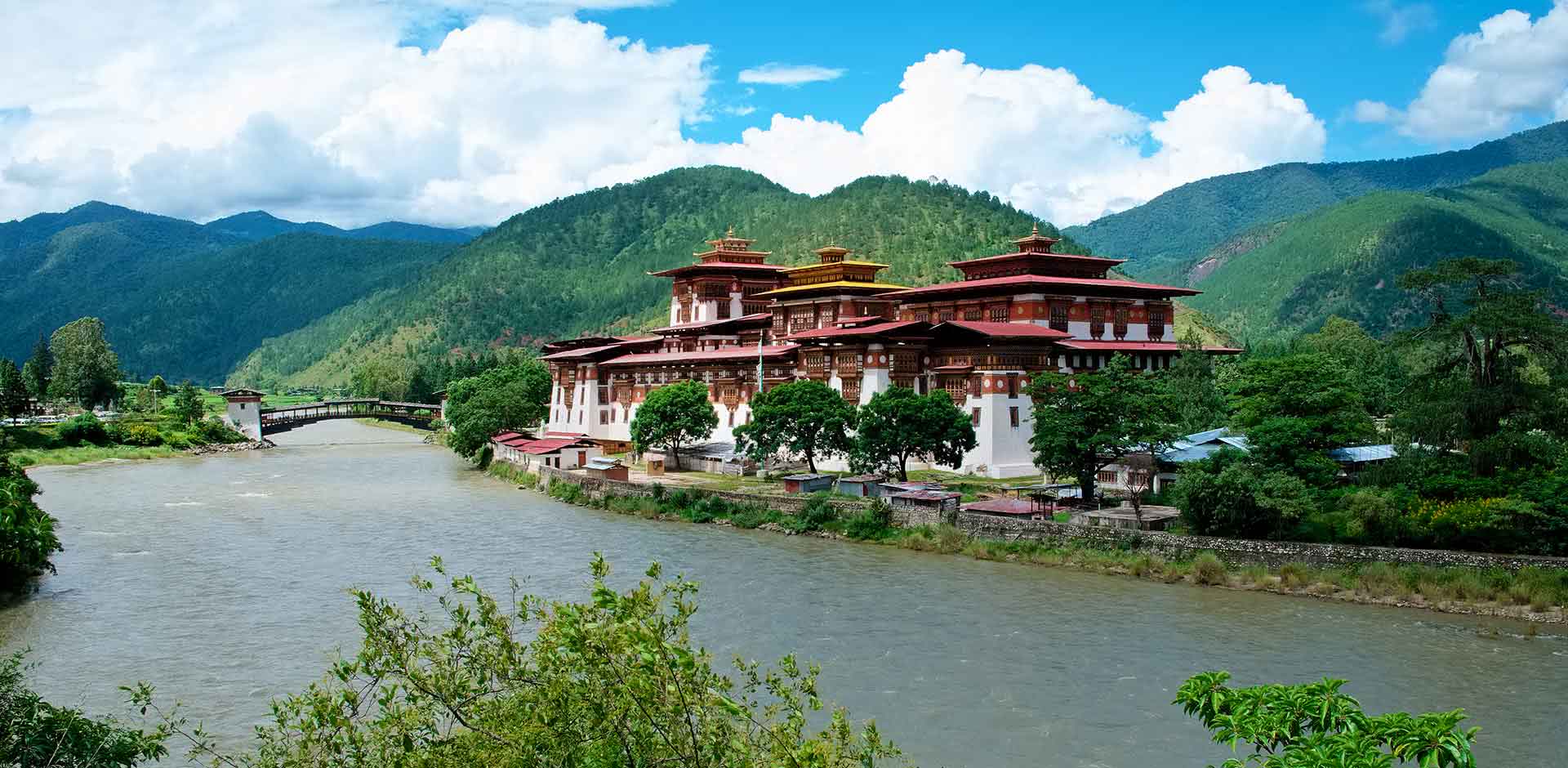 BHUTAN-LUXURY